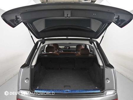Audi Q7 — photo 19