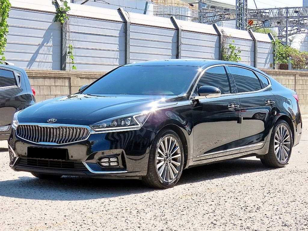 Kia K7 — photo 02