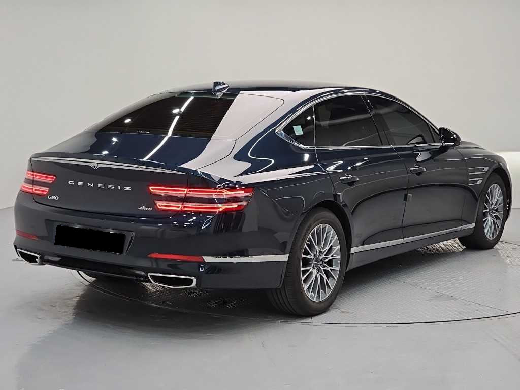 Genesis G80 — photo 04