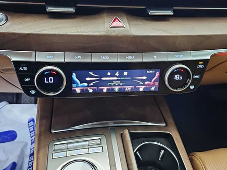 Genesis G80 — photo 10