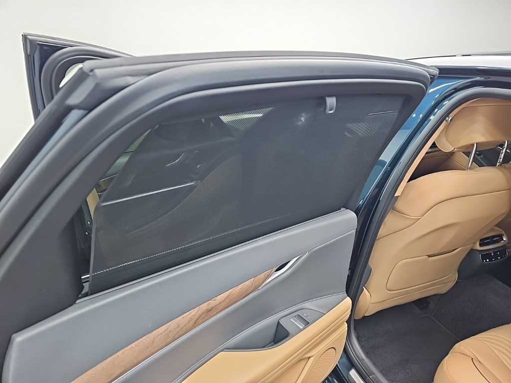Genesis G80 — photo 13