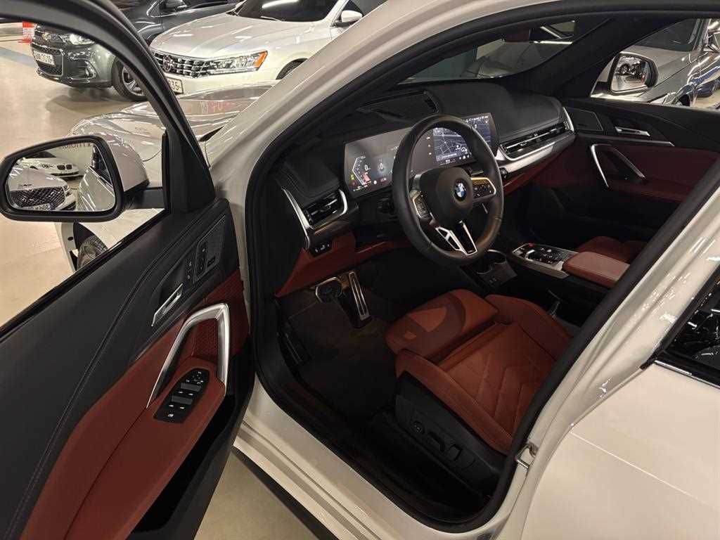 BMW X1 — photo 05