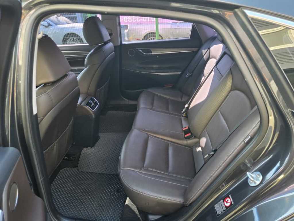 Hyundai Grandeur — photo 06