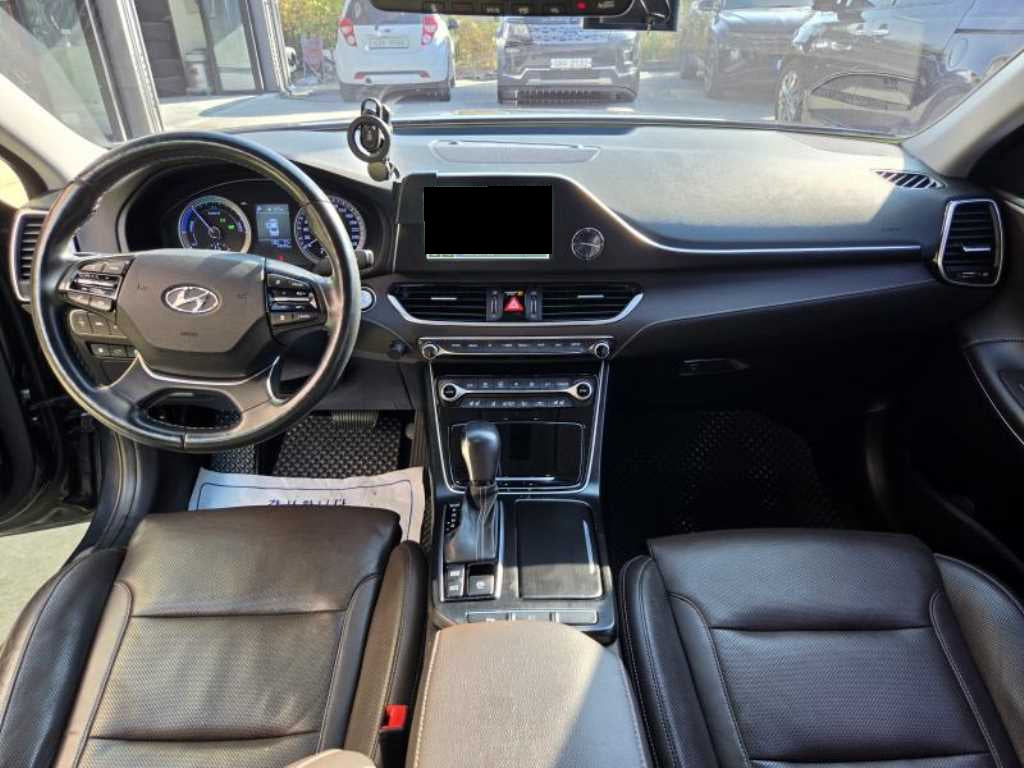 Hyundai Grandeur — photo 07