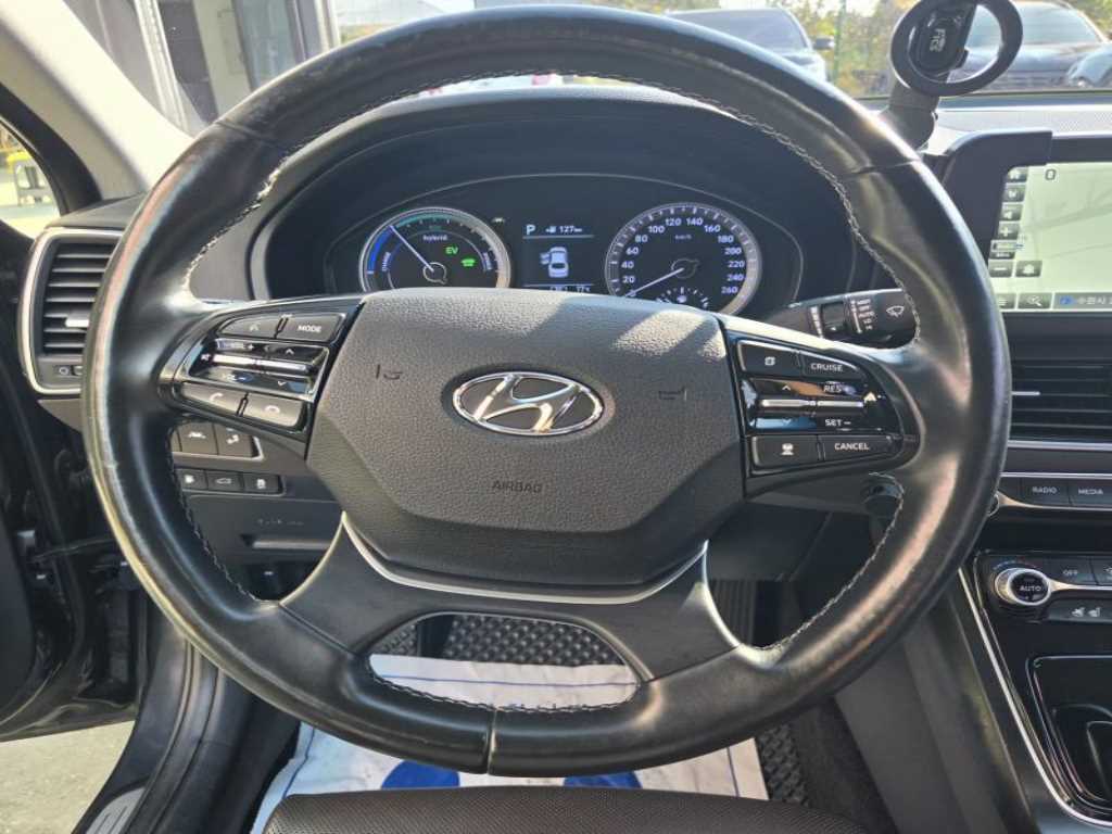 Hyundai Grandeur — photo 08