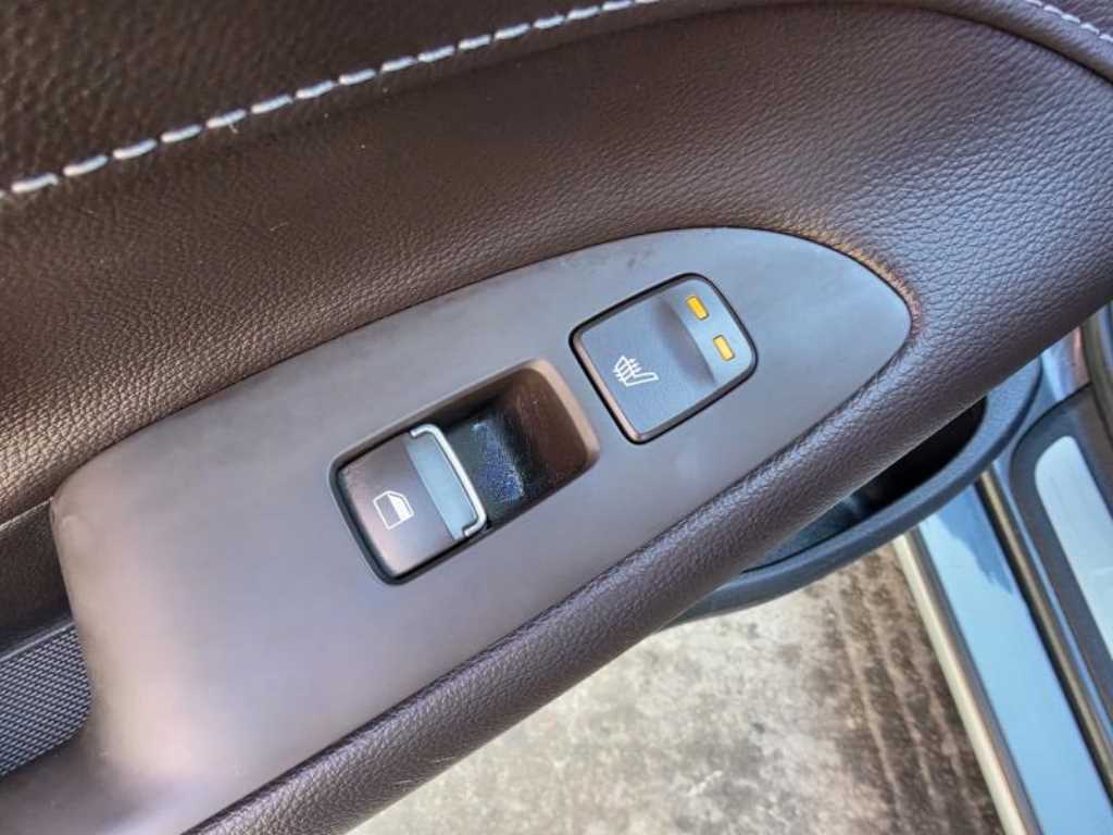 Hyundai Grandeur — photo 16