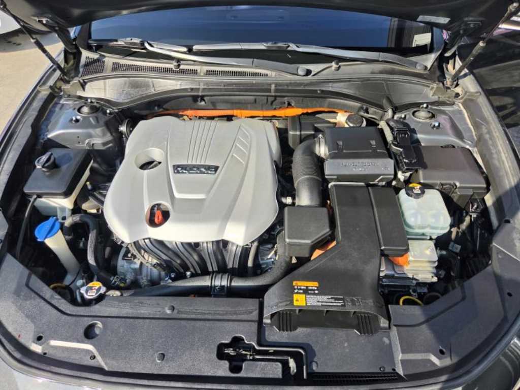 Hyundai Grandeur — photo 18
