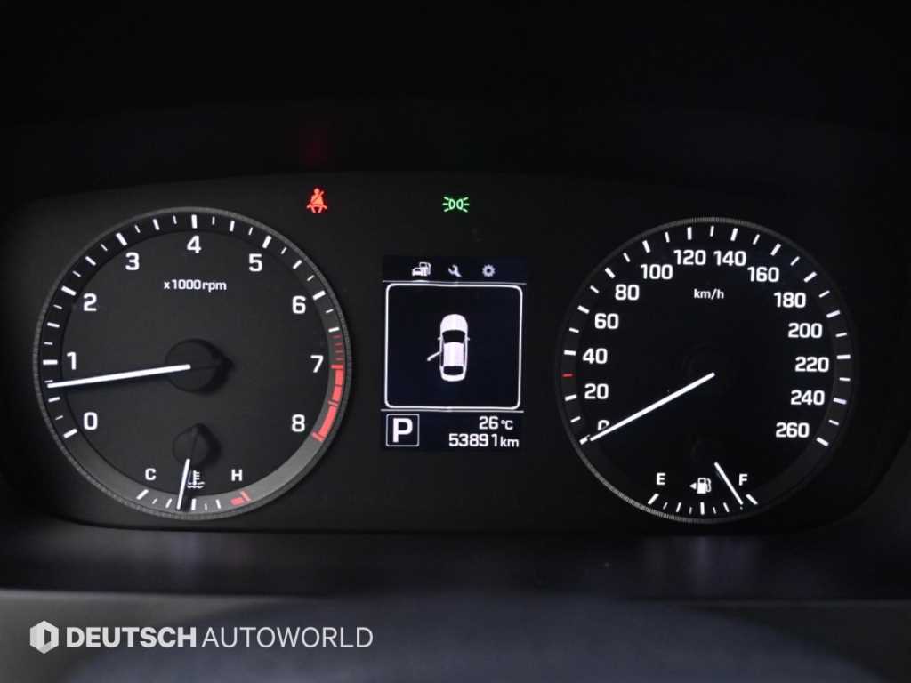 Hyundai Sonata — photo 08