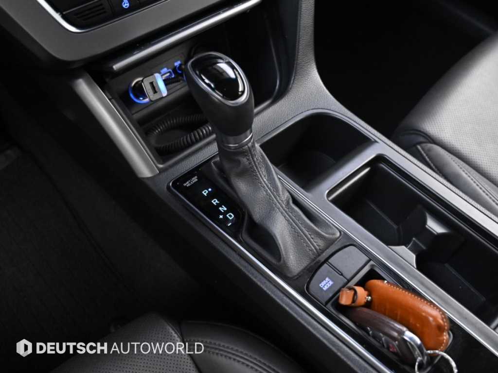 Hyundai Sonata — photo 09