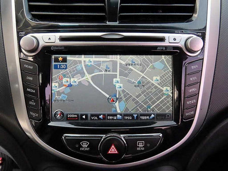 Hyundai Accent — photo 14