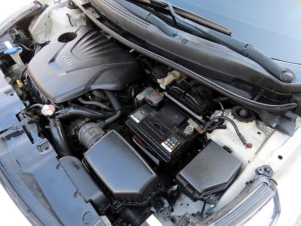 Hyundai Accent — photo 17