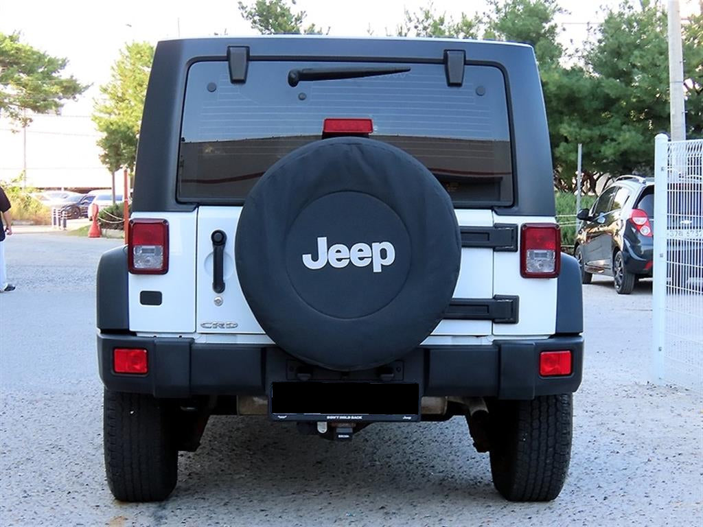 Jeep Wrangler — photo 04