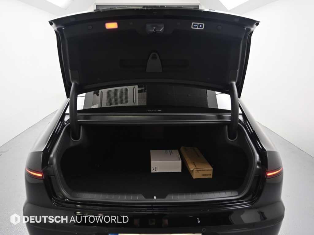 Hyundai Grandeur — photo 19