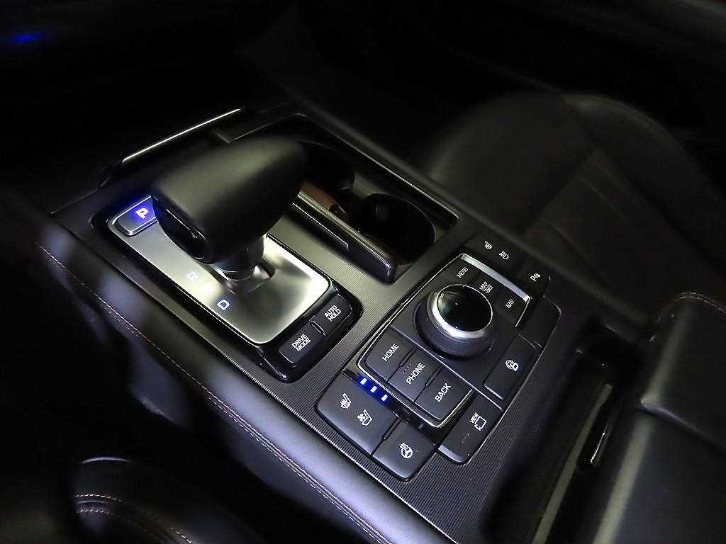 Genesis G80 — photo 12
