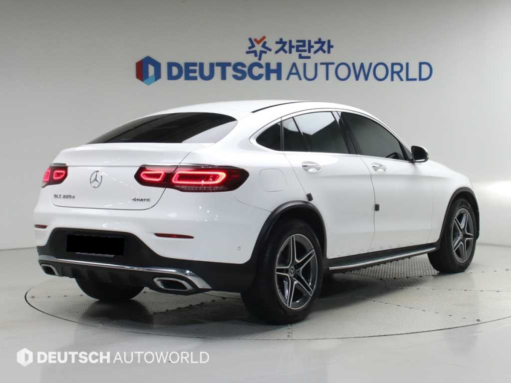 Mercedes-Benz GLC-Class — photo 02