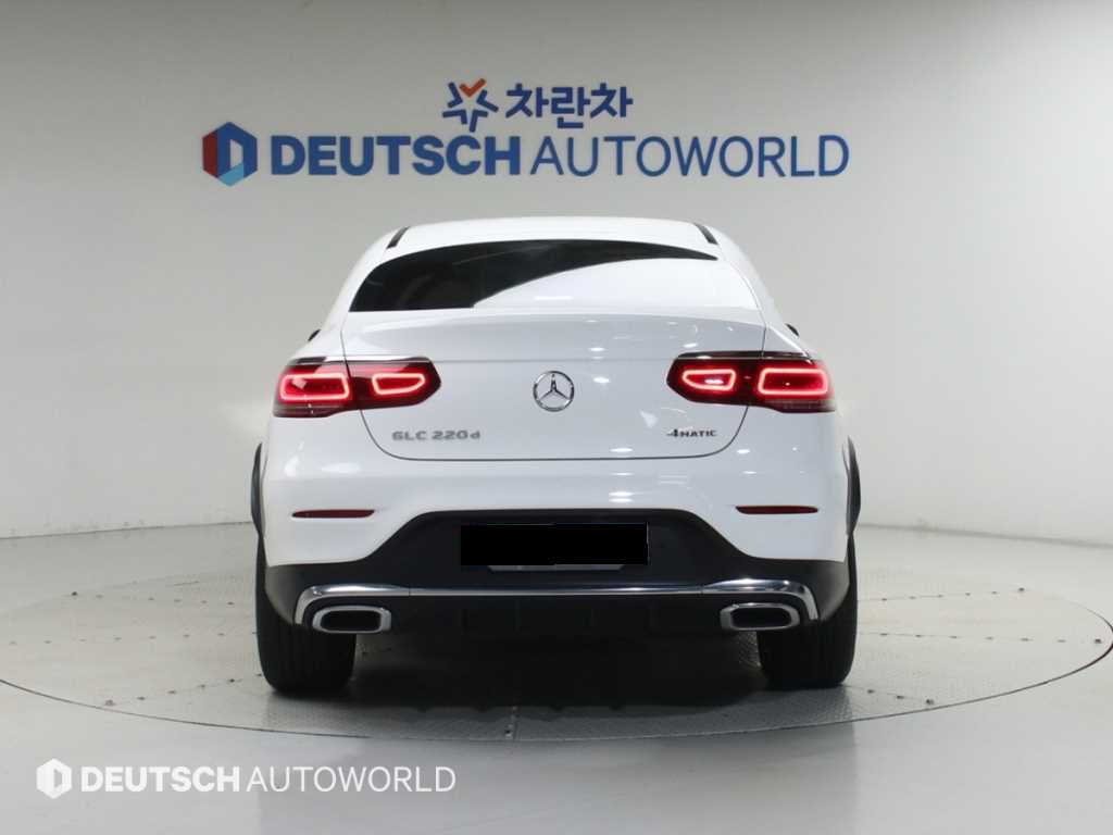 Mercedes-Benz GLC-Class — photo 04