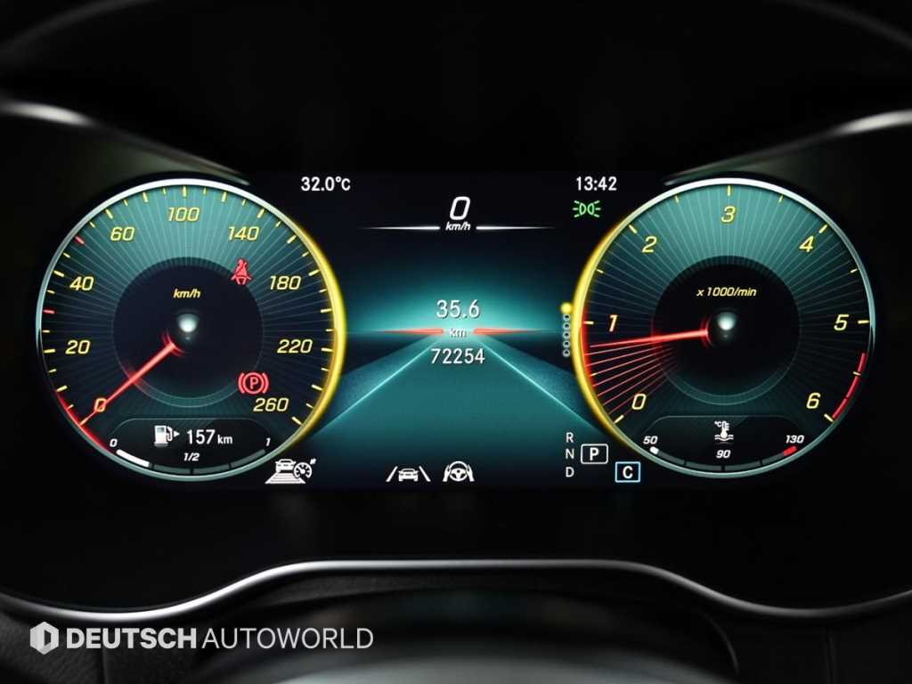 Mercedes-Benz GLC-Class — photo 08