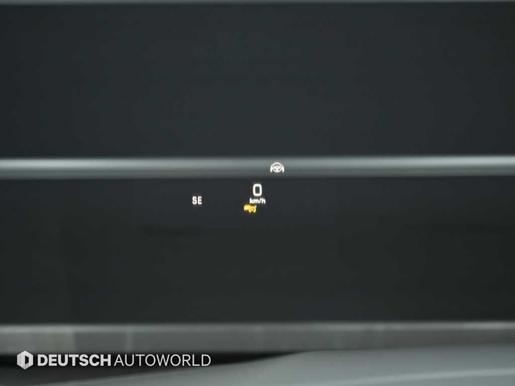 Mercedes-Benz GLC-Class — photo 17