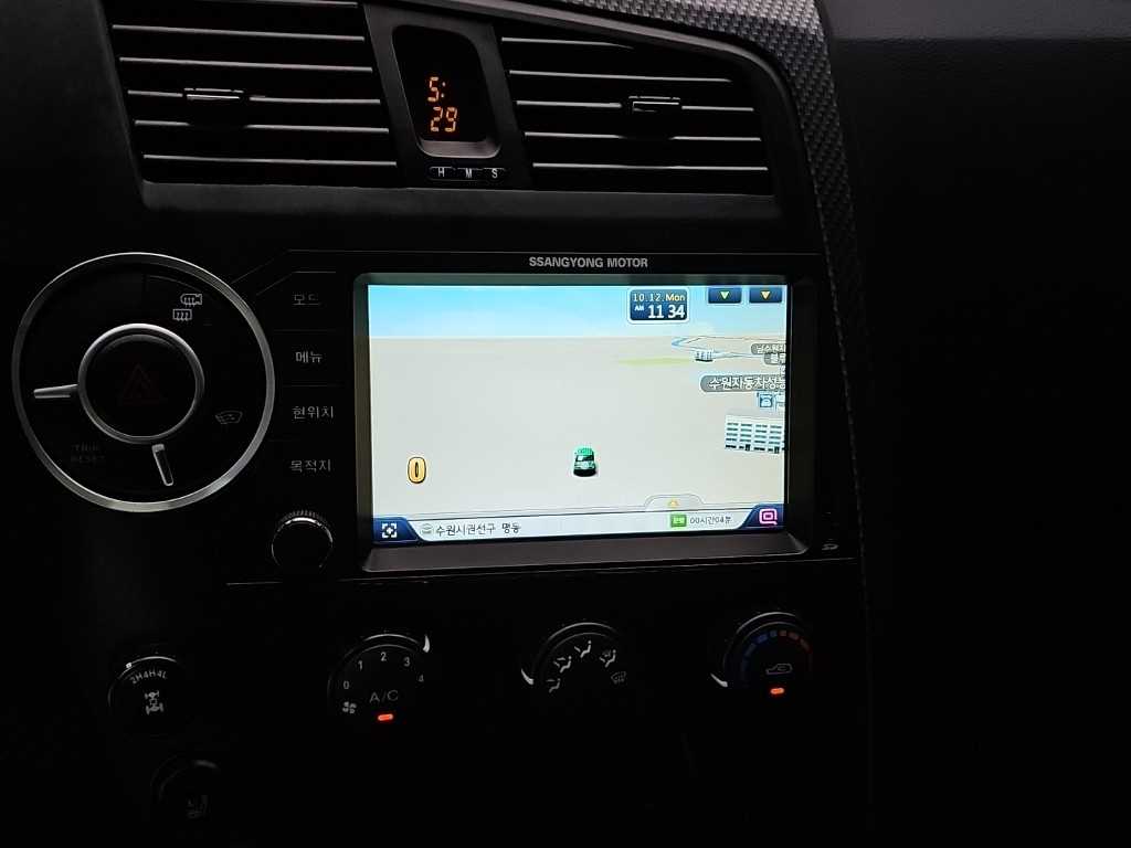 KGM KORANDO — photo 14