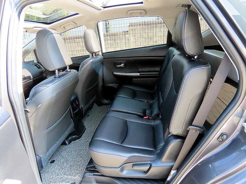 Toyota Prius — photo 06