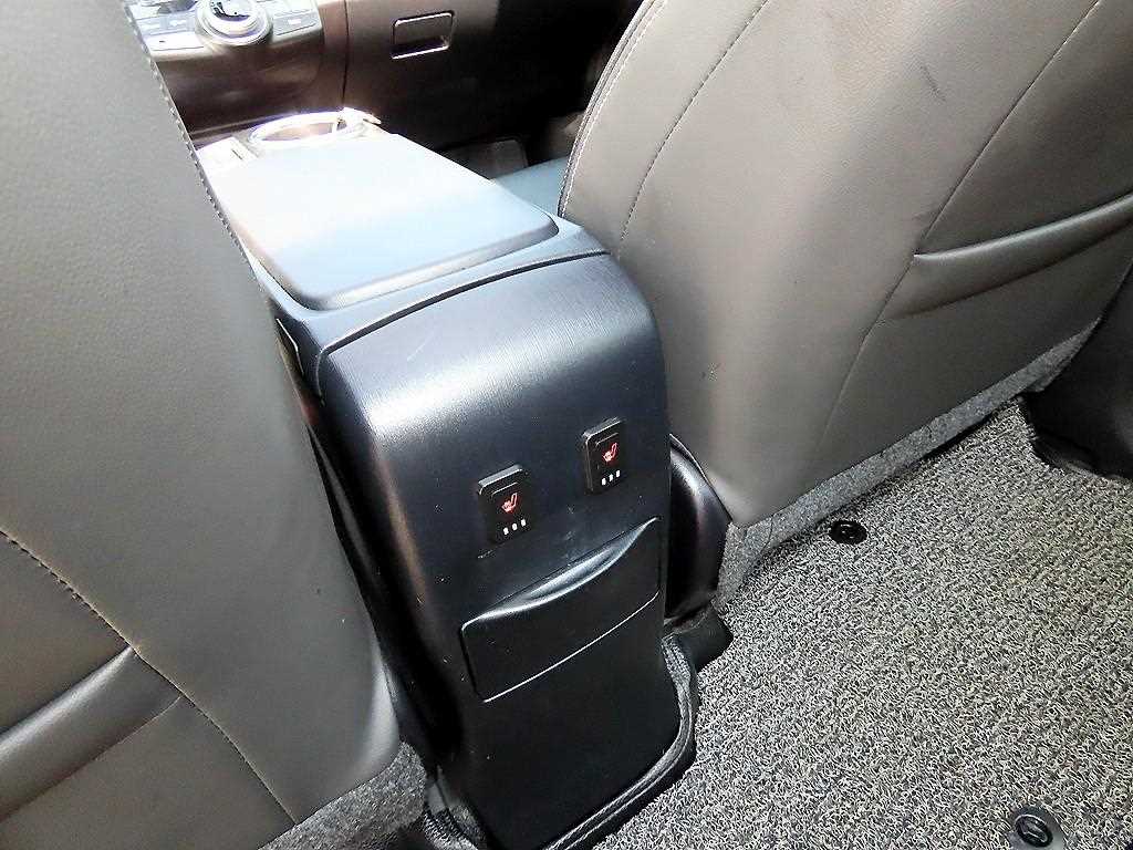 Toyota Prius — photo 15