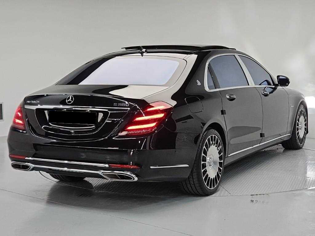Mercedes-Benz S-Class — photo 04