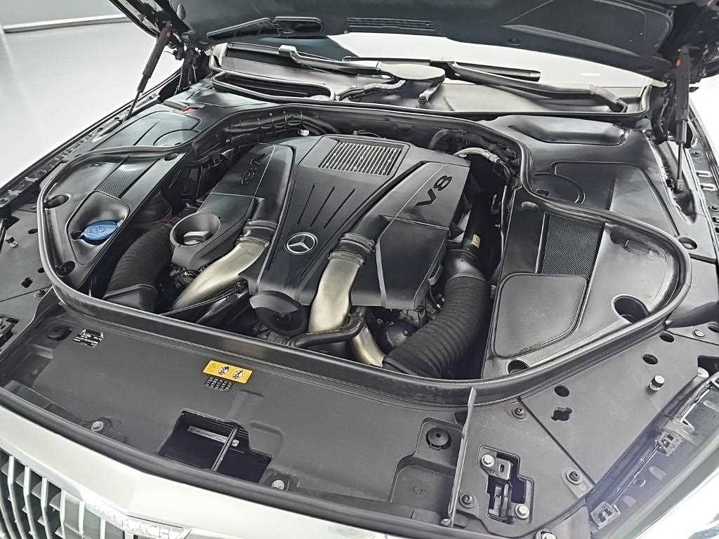 Mercedes-Benz S-Class — photo 05