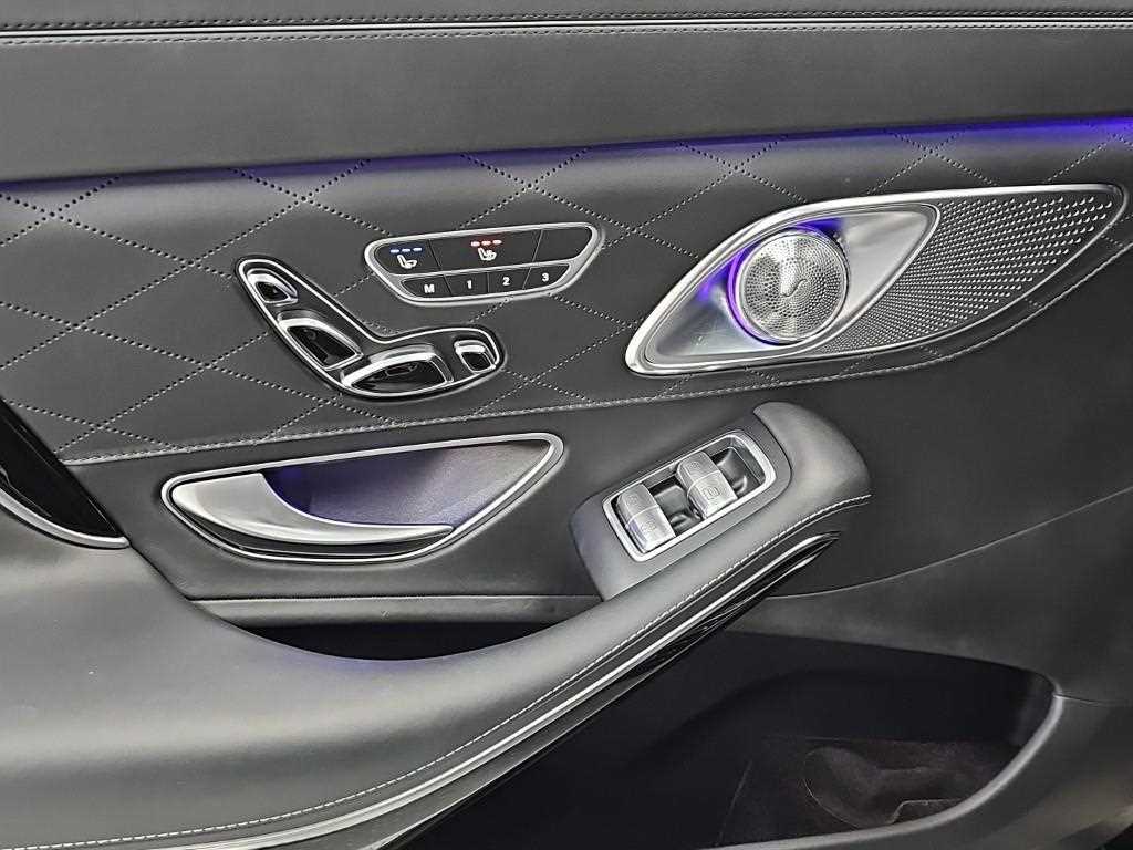 Mercedes-Benz S-Class — photo 13