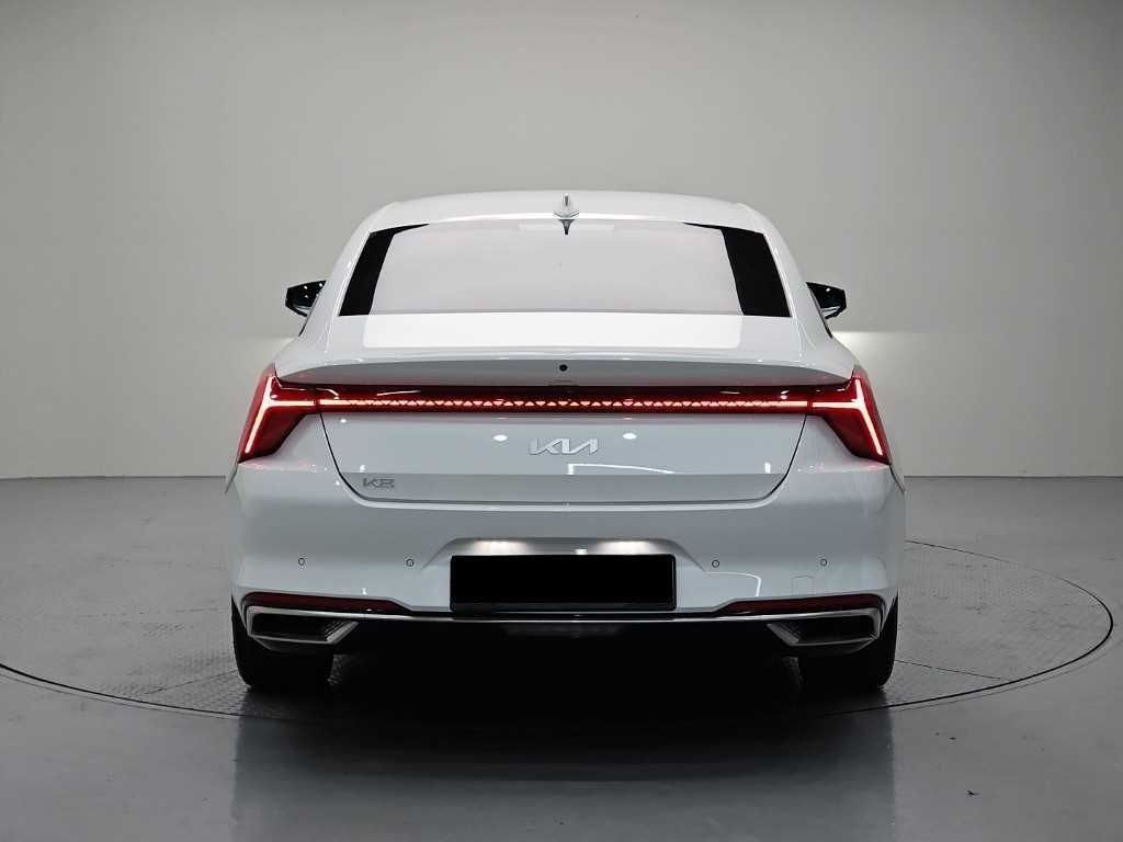 Kia K8 — photo 03