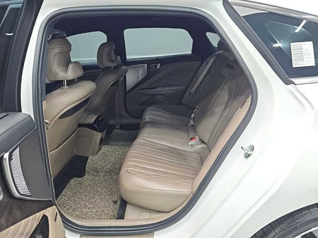 Kia K8 — photo 12
