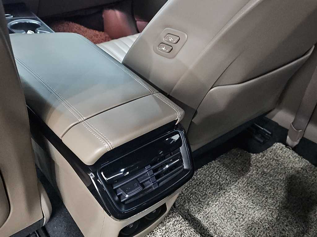 Kia K8 — photo 15