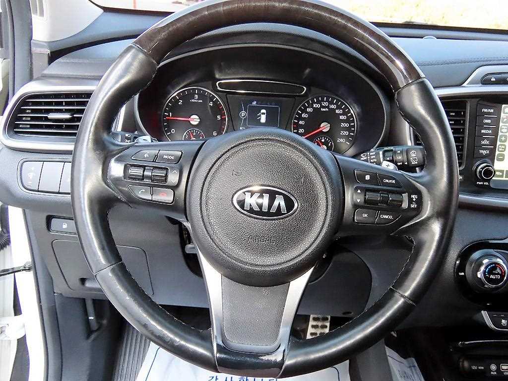 Kia Sorento — photo 08
