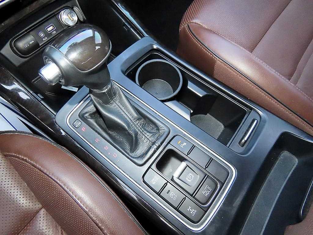 Kia Sorento — photo 10
