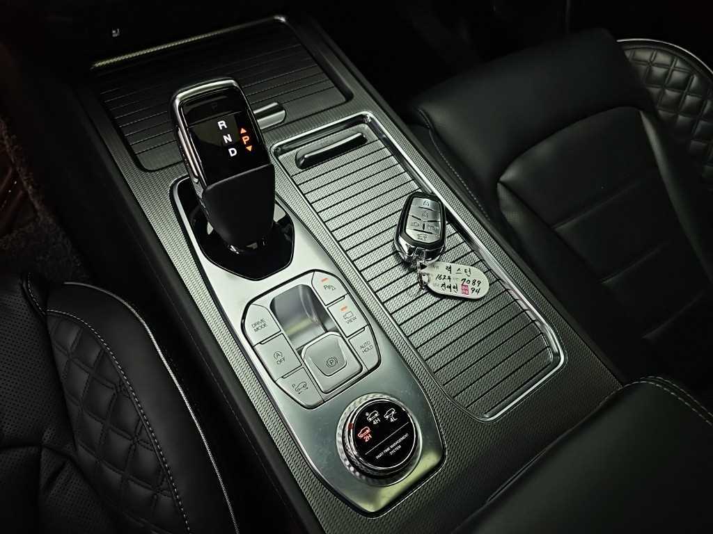 KGM Rexton — photo 08