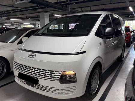 Hyundai Staria — photo 01