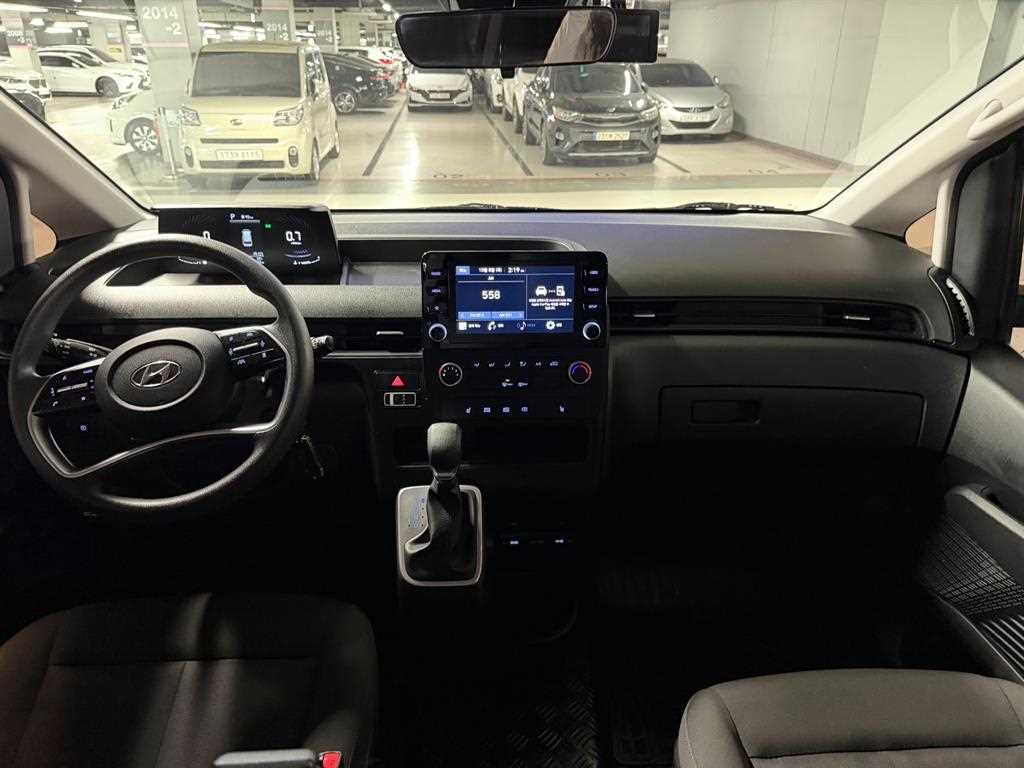 Hyundai Staria — photo 10