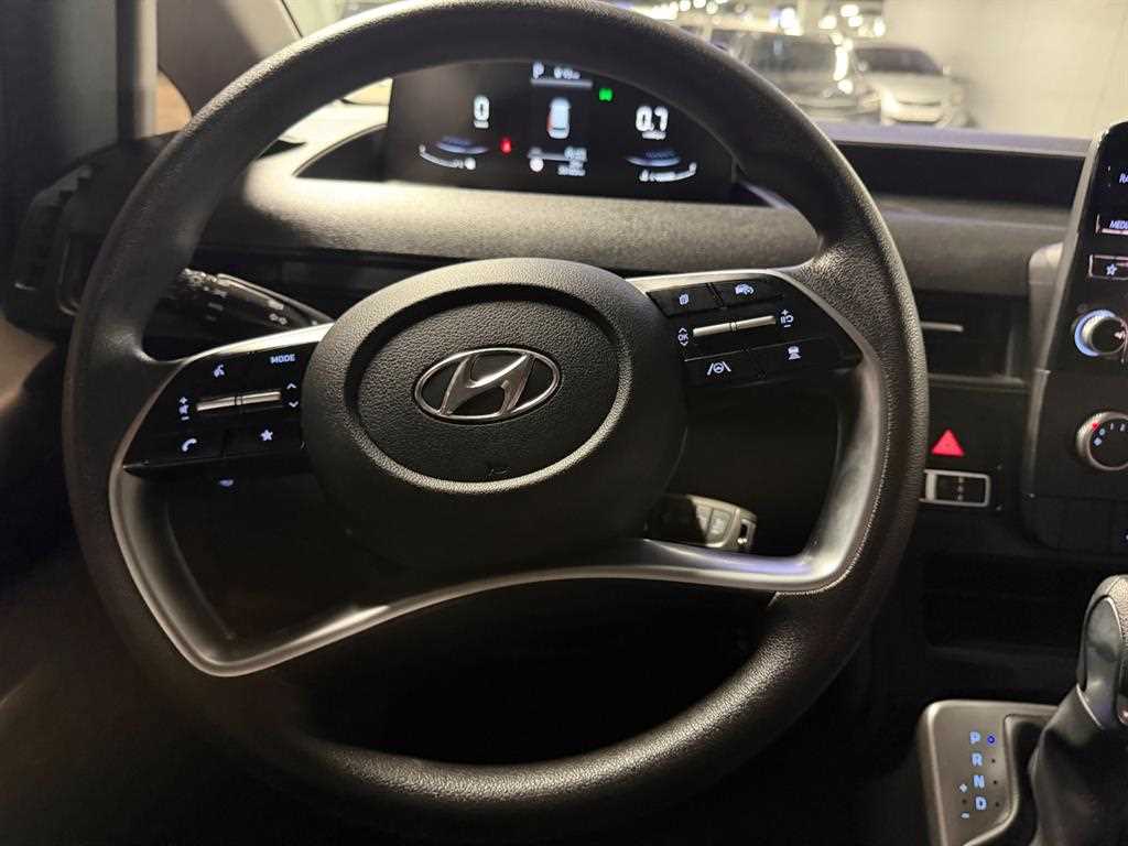 Hyundai Staria — photo 11