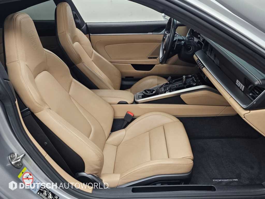 Porsche 911 — photo 10