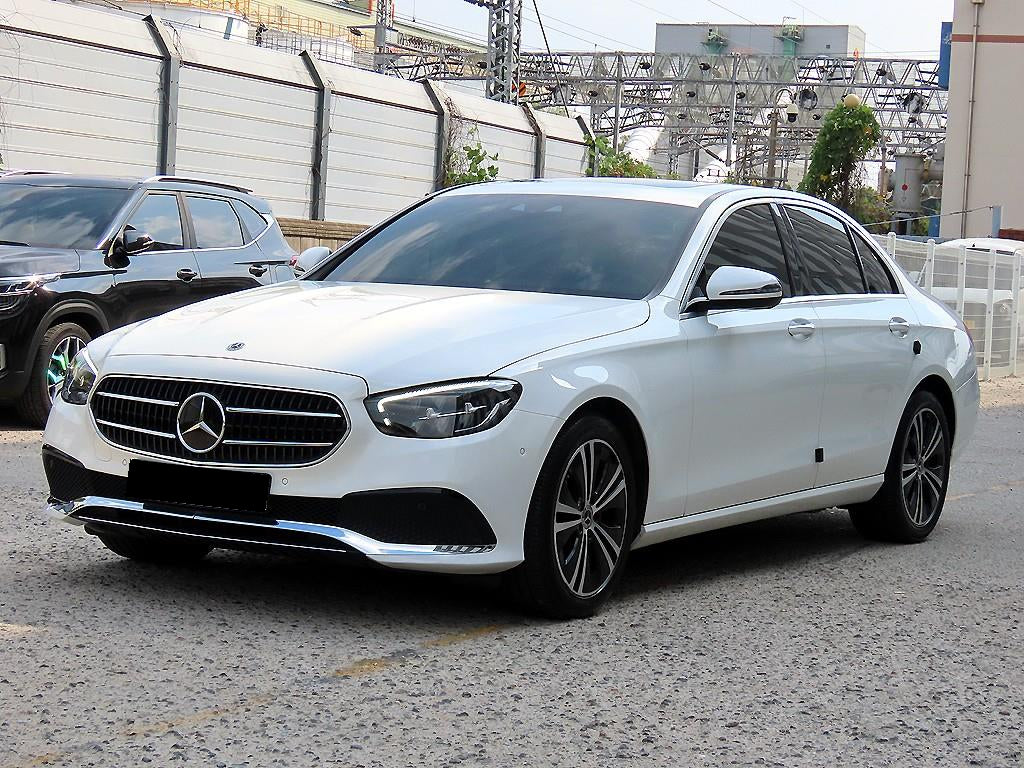 Mercedes-Benz E-Class — photo 02