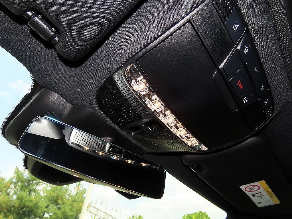 Mercedes-Benz E-Class — photo 14