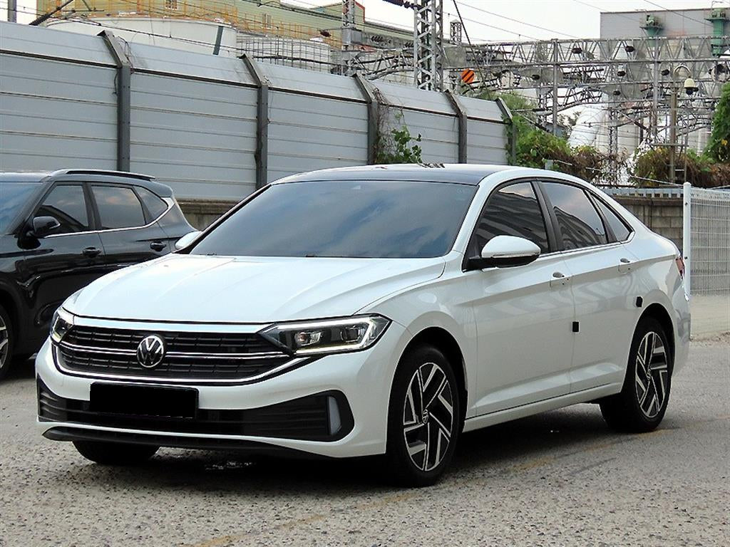 Volkswagen Jetta — photo 02