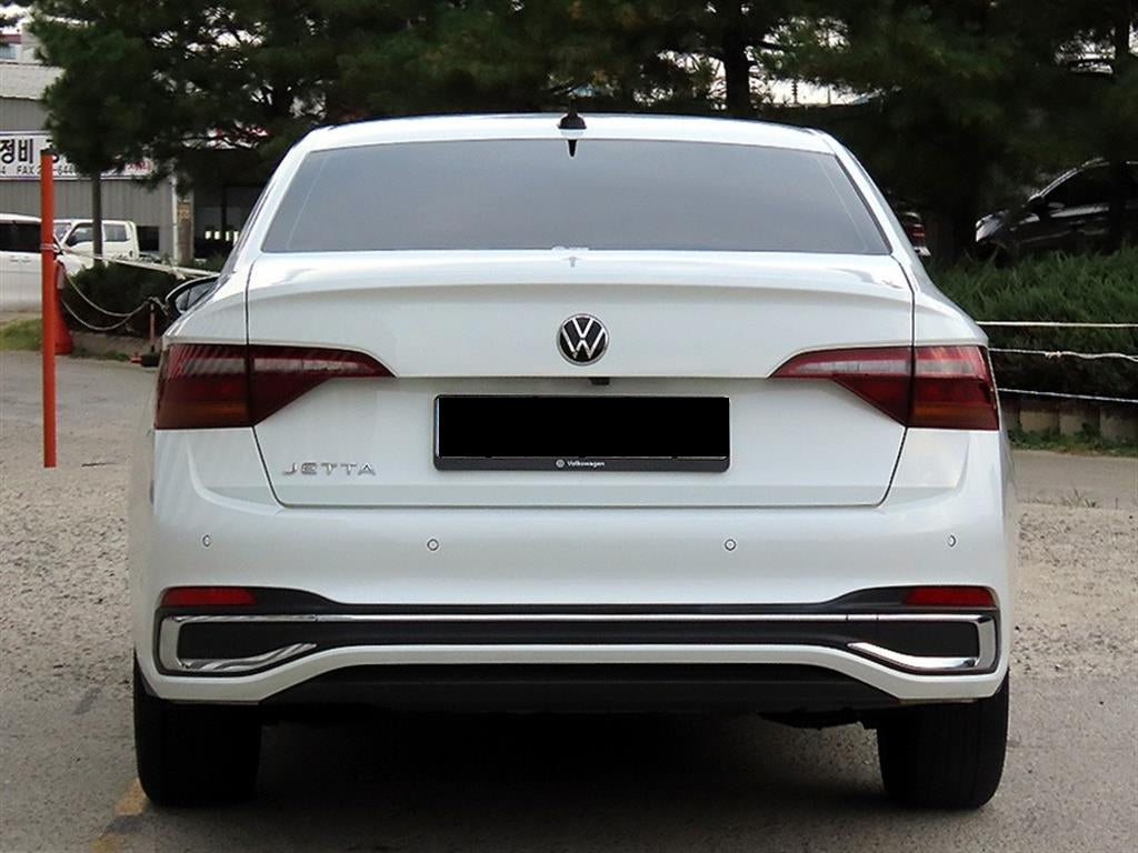 Volkswagen Jetta — photo 04