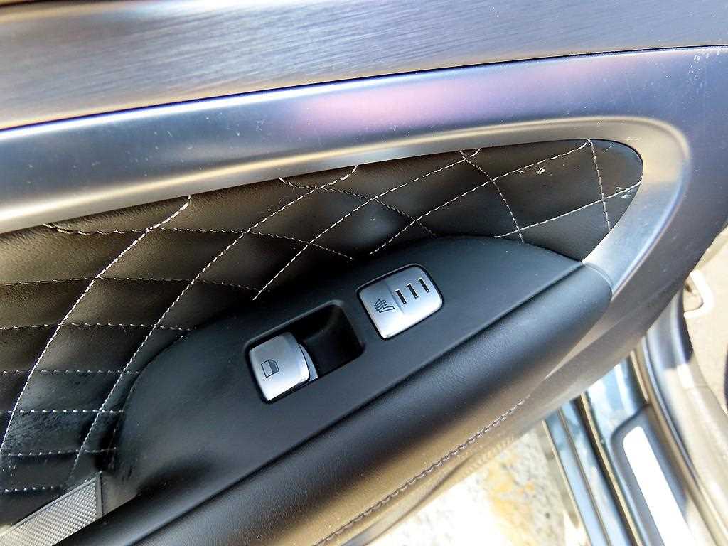Genesis G70 — photo 15