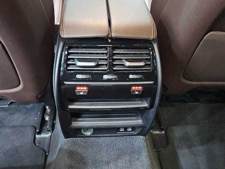 BMW 5-Series — photo 13