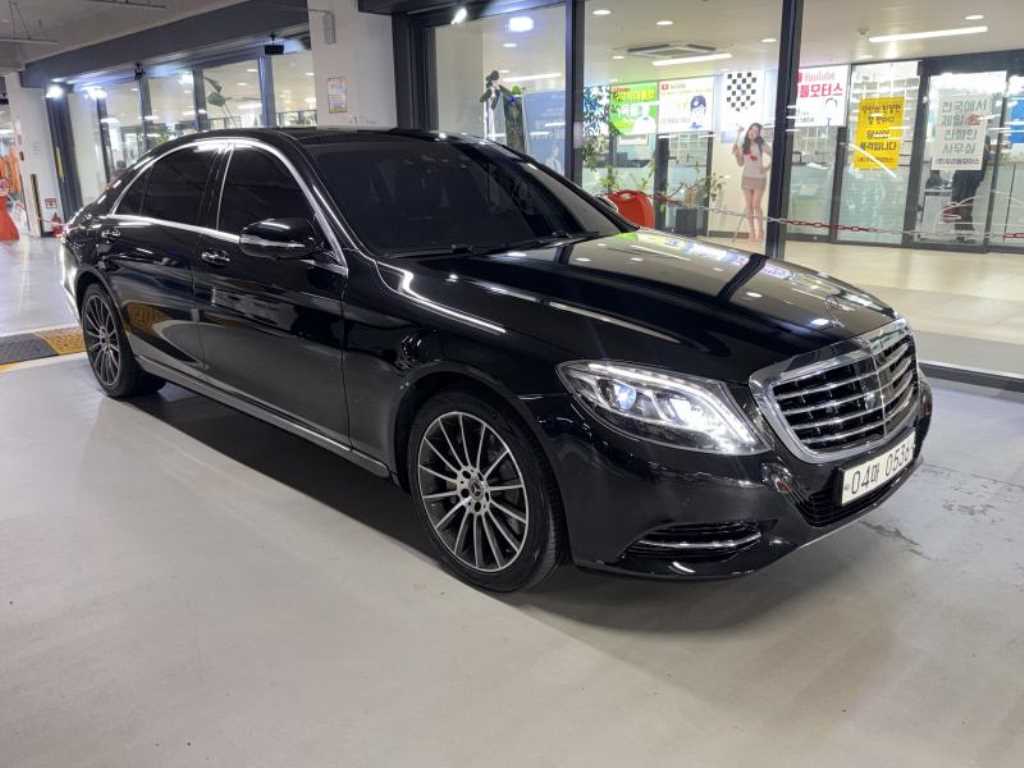 Mercedes-Benz S-Class — photo 02