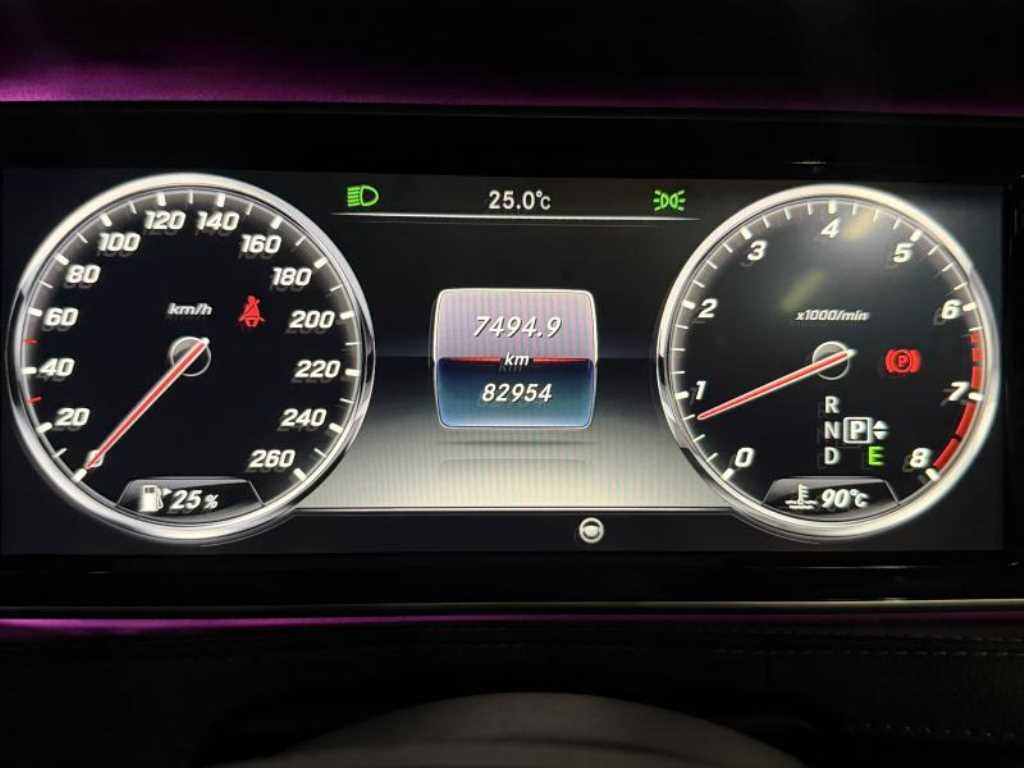 Mercedes-Benz S-Class — photo 09