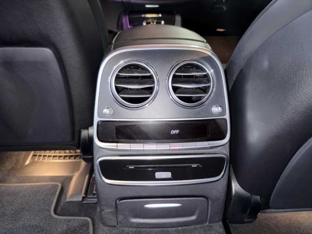 Mercedes-Benz S-Class — photo 15