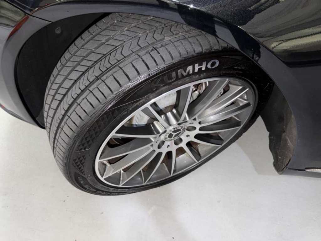 Mercedes-Benz S-Class — photo 20