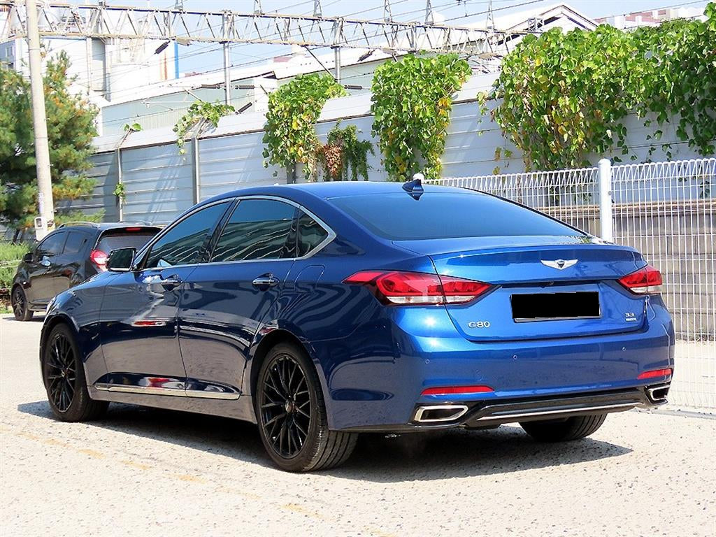 Genesis G80 — photo 03
