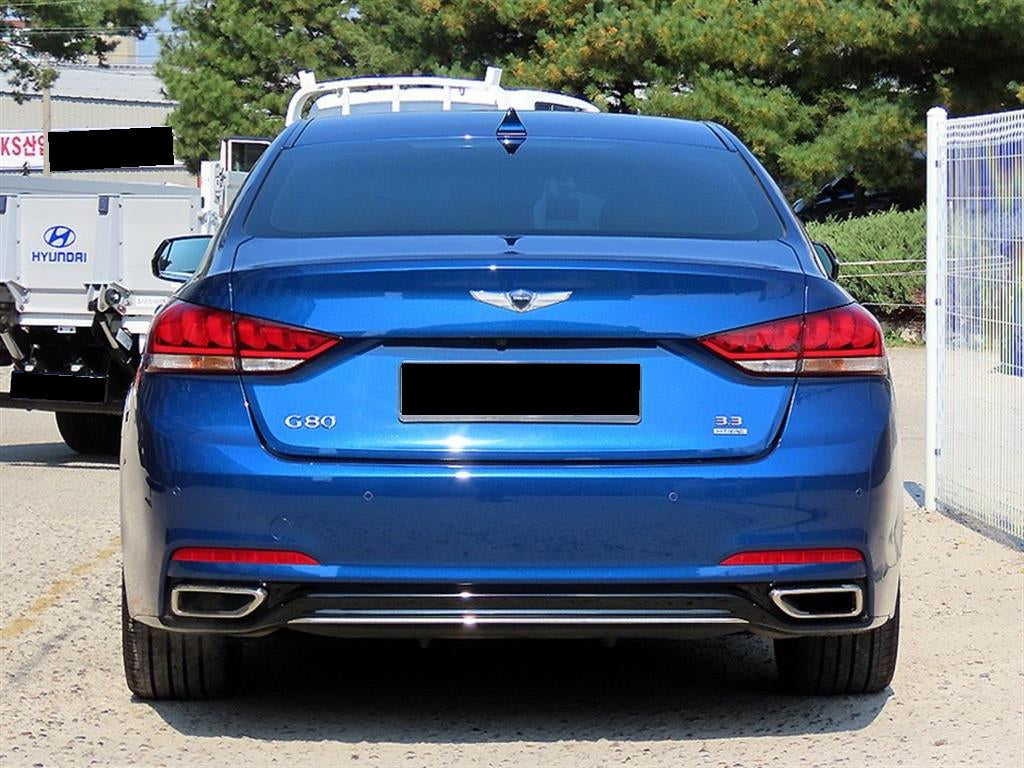 Genesis G80 — photo 04